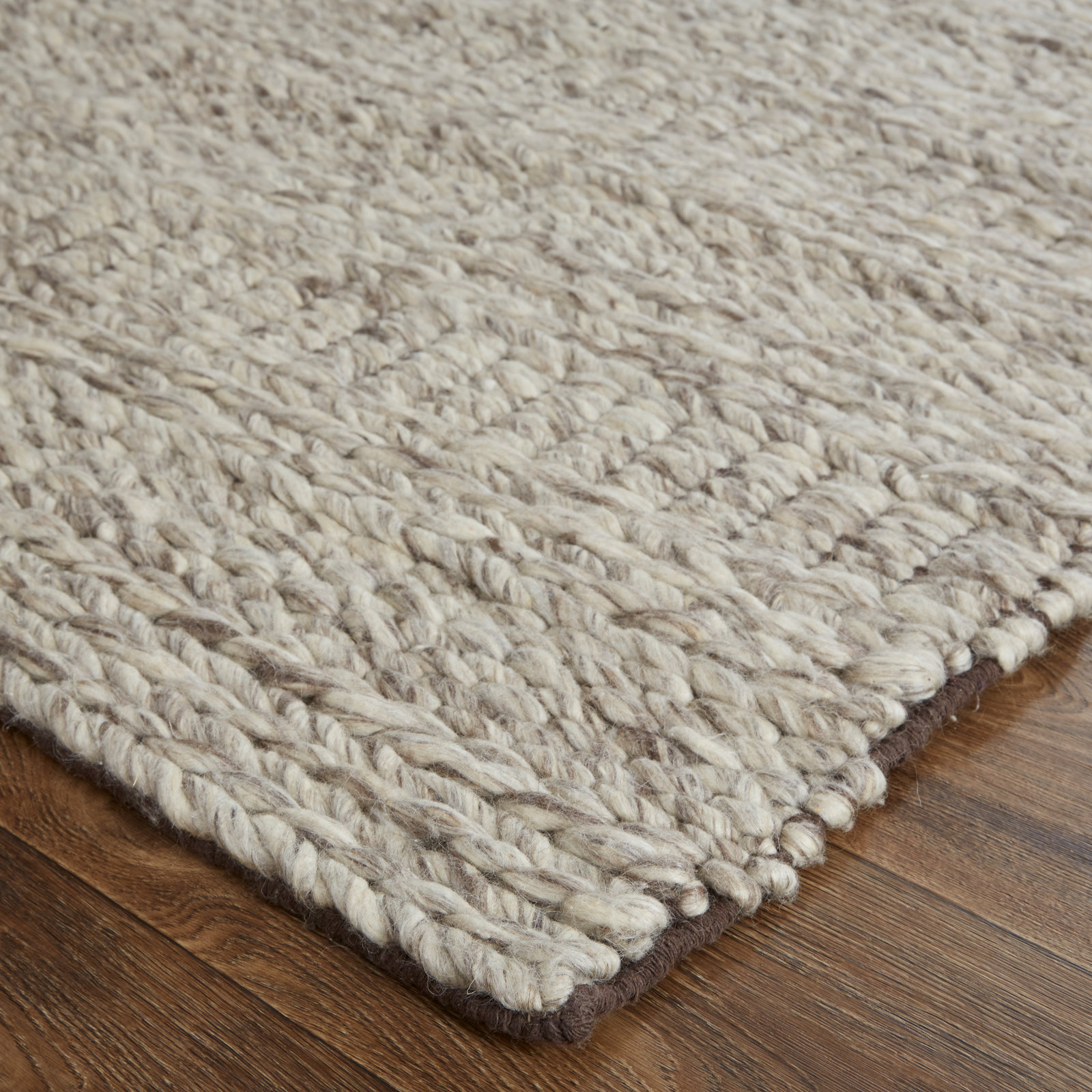 Orion Handmade Wool Oatmeal Rug, Rectangle 2' x 3'