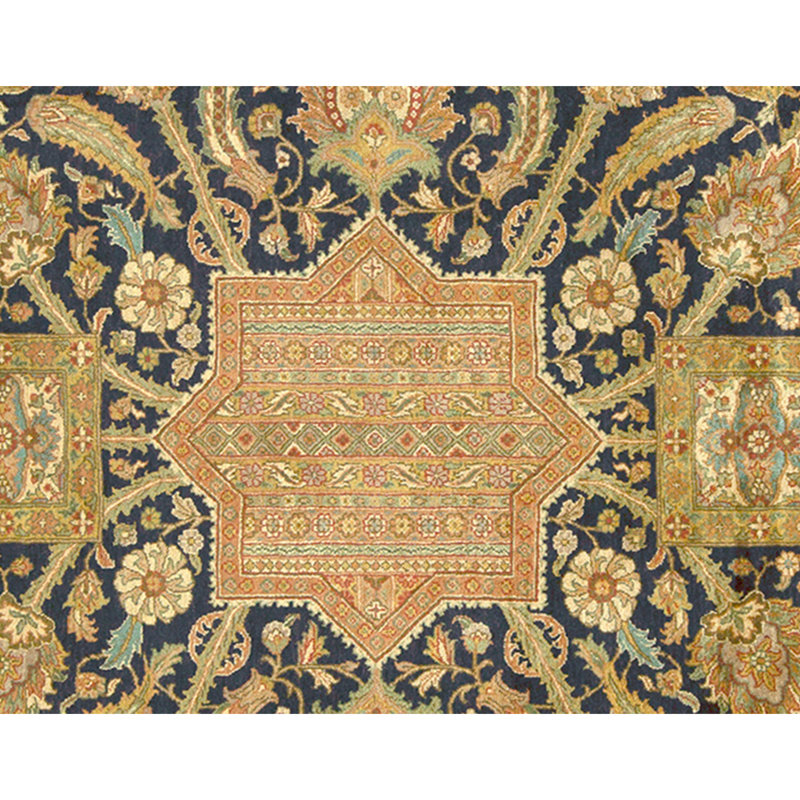 Tapis noir noué à la main de haute qualité