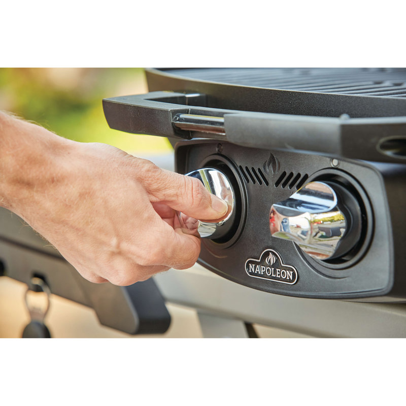 Barbecue au propane liquide à 2 brûleurs Napoleon de 12 000 BTU