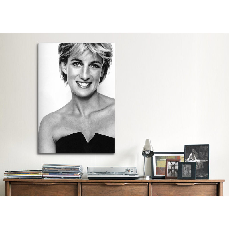 Reproduction d’art sur toile tendue « political princess diana », H 18 po x l 12 po x P 1,5 po, Pas de tapis, Toile tendue