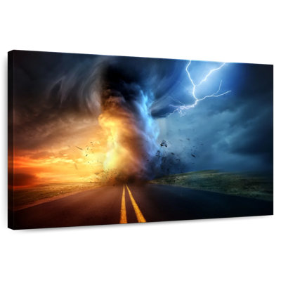 Tornade d'Alvord et orage