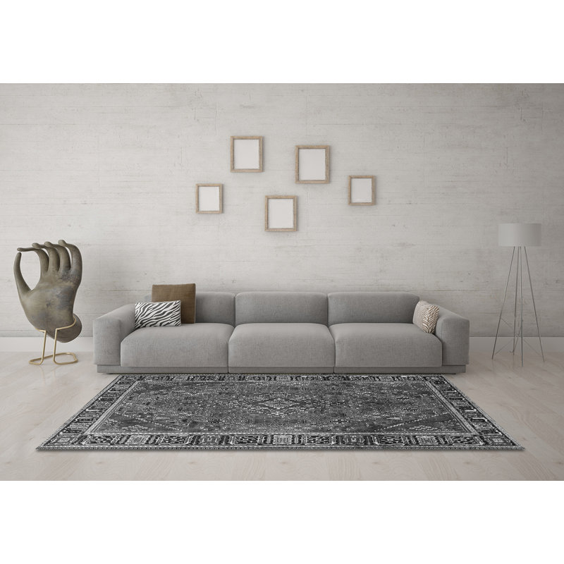 Mykila Performance Oriental Indoor Rug, Square 5'