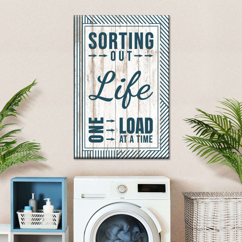 «Sorting Out Life Like Laundry», reproduction sur toile, H 39 po x l 26 po x P 1,25 po