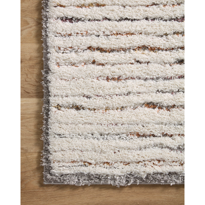 Tapis ivoire tissé à la machine Aurya, Rectangle 5 pi 3 po x 7 pi 6 po