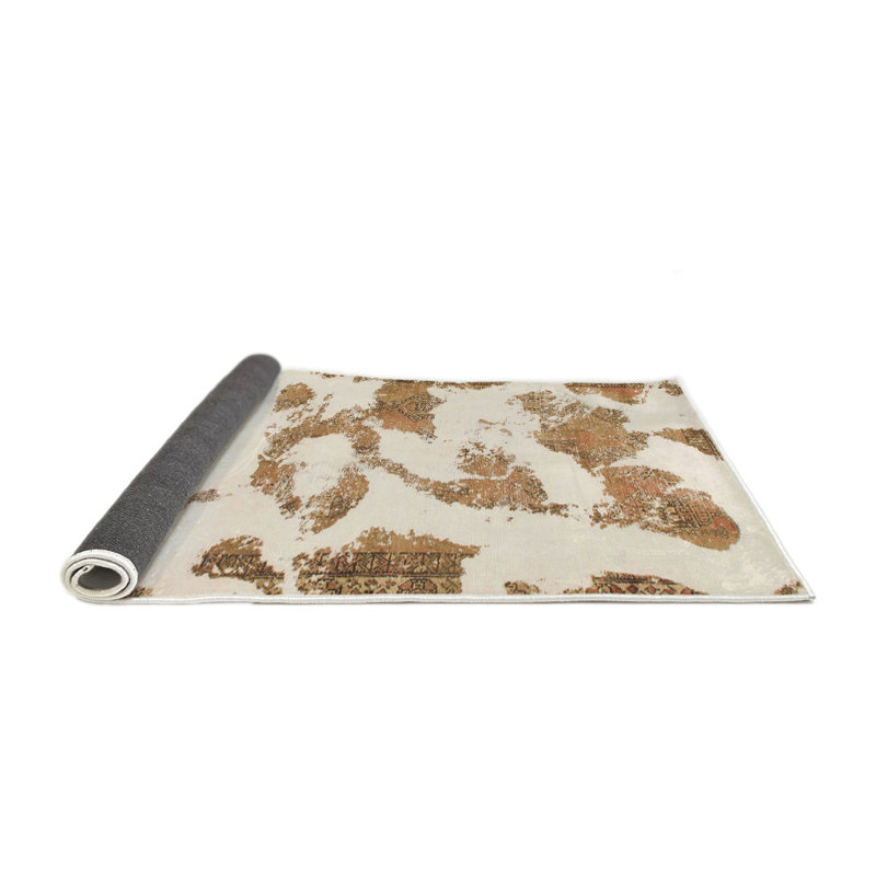 Slovan Abstract Indoor Rug, Round 8'