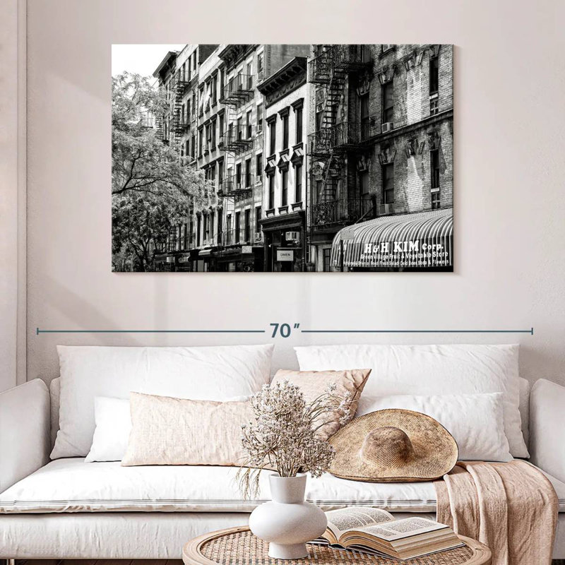 Lilie NYC, façades de bâtiments II, H 32 po x l 48 po