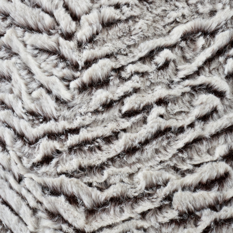Wolf Faux Fur Cushion Cover