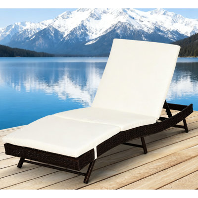 Chaise longue de piscine avec confort - corps courbé et rembourré, inclinable en cinq positions et pe tissé à la main, 78,75 po de long, 28 po de large, coussin de chaise longue d'extérieur requis pour l'assemblage, bronzage réglable,