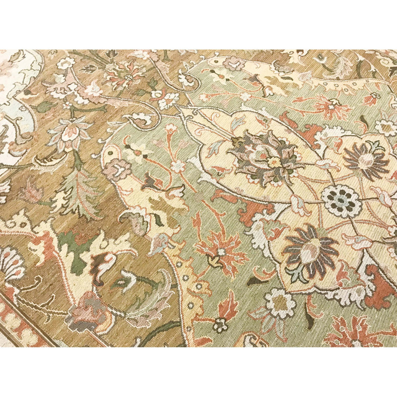 Wool Oriental Area Rug in Sand/Cosmic Latte