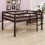 Lit mezzanine en bois avec échelle-597268896