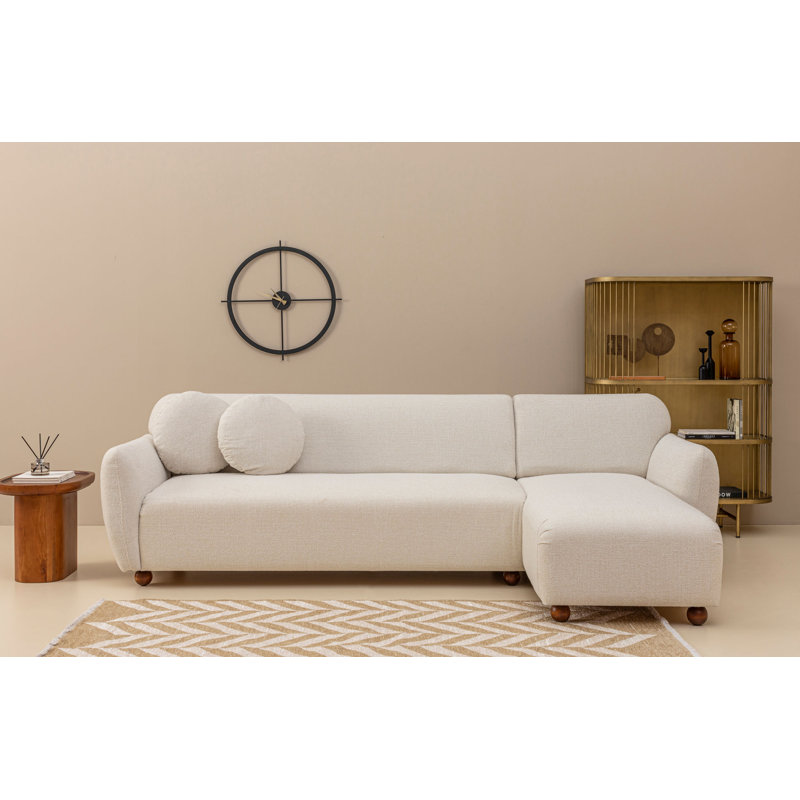 Élégant canapé d'angle de 63,4 po x 107,5 po x 33,9 po | Structure en bois de hêtre et en carton, tissu 100% polyester | Siège en mousse à haute densité de 8 cm et 5 cm, 2 coussins inclus | Design élégant blanc et beige, idéal pour les salons modernes