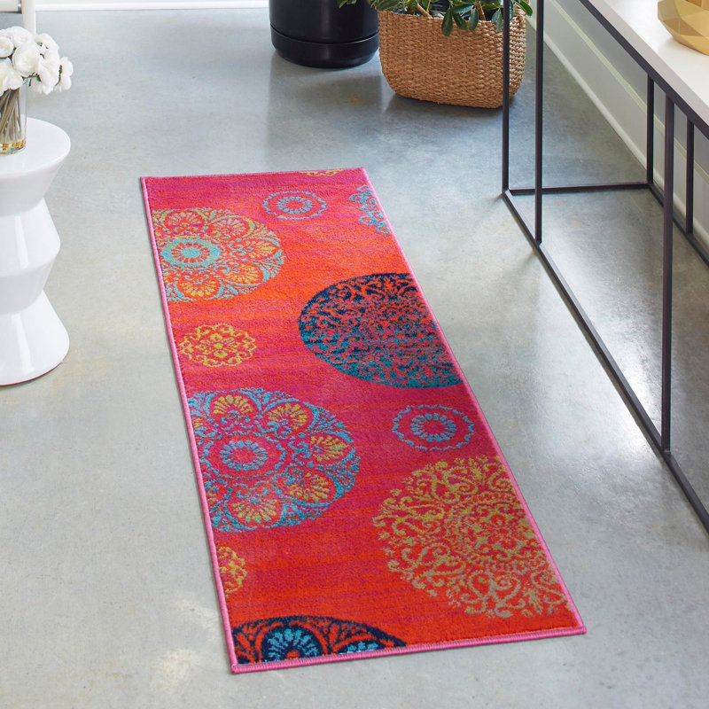 Akridge Floral Indoor Rug, Runner 2' x 6'