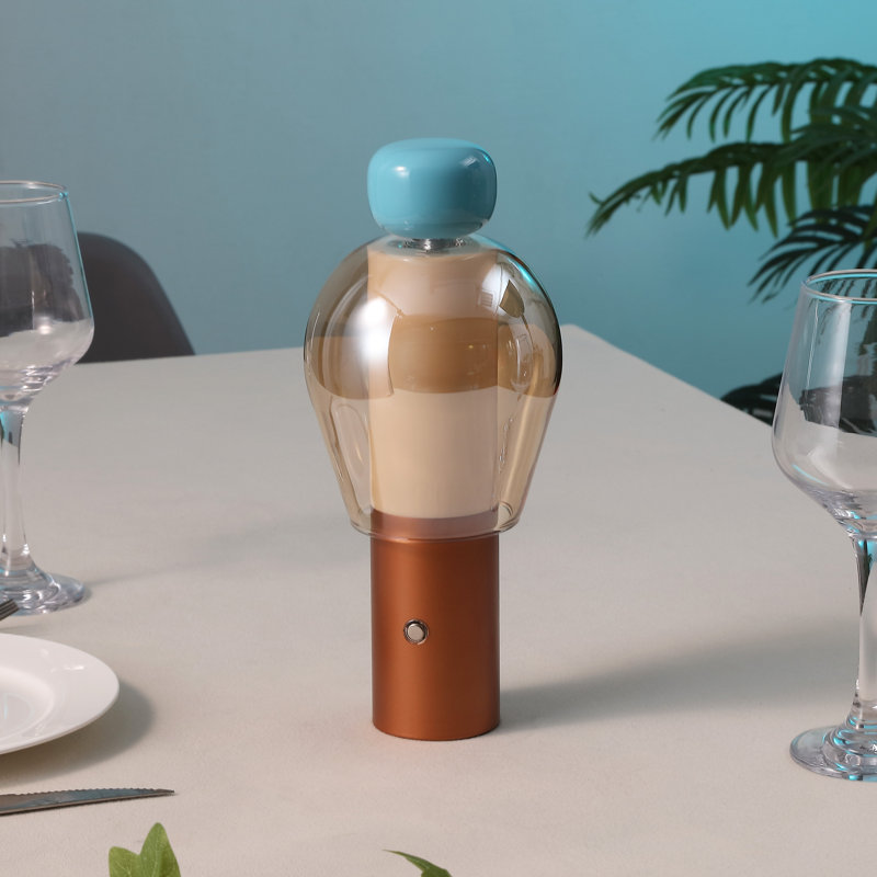 Lampe de table intégrée à intensité variable de style bougie moderne et rechargeable de 10,75 po avec capteur tactile Evonne Evonne