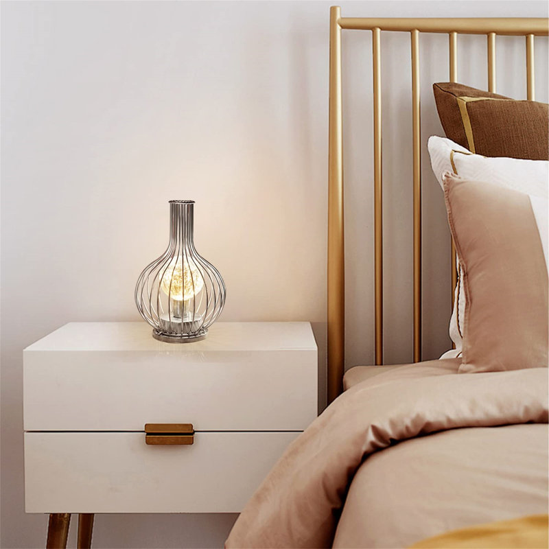 Ayni Metal Table Lamp