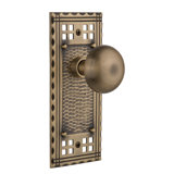 Craftsman Plate with New York Door Knob