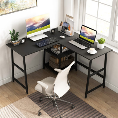 Bureau d'ordinateur en L