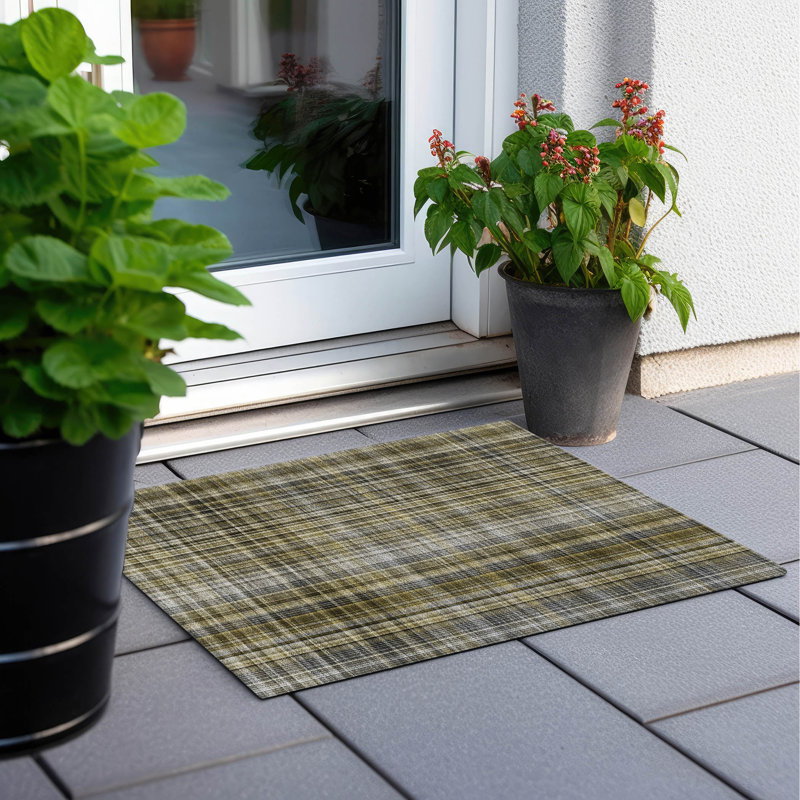 Tapis intérieur / extérieur Altair, Rectangle 1 pi 8 po x 2 pi 6 po
