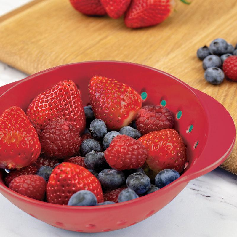 Scoop and Spread Melamine Berry Colander