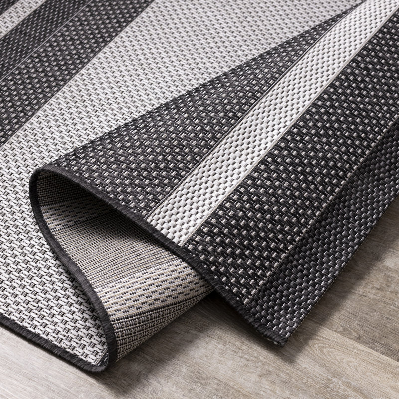 Colaine Gray Stripes High-Traffic Stain Resistant Carpet, Rectangle 5'3" x 7'7"