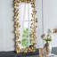 Miroir pleine grandeur de 61 po x 31 po avec des accents de feuille d'or, plancher Miiror pour le salon, la chambre à coucher