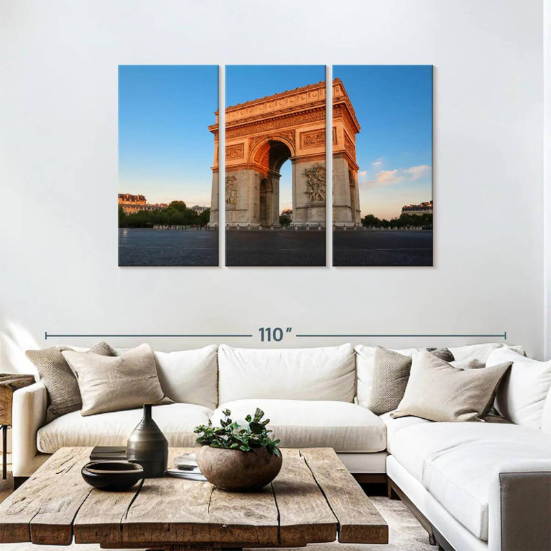 Arc de triomphe ensoleillé, H 48 po x l 74 po