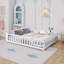 Lit plateforme double pleine grandeur avec clôture et porte-363442620