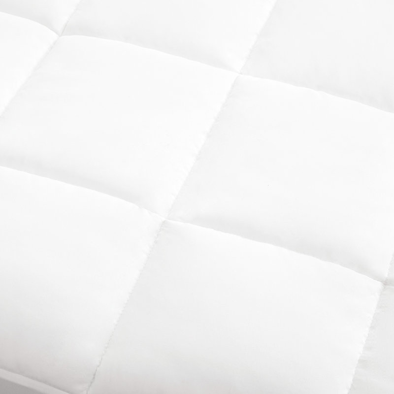 3M Microfiber Bed Pad Enhancer - Absorbing, Stain , Fits Up To 18" Mattresses, , Machine Washable Mattress Washable, Breathable