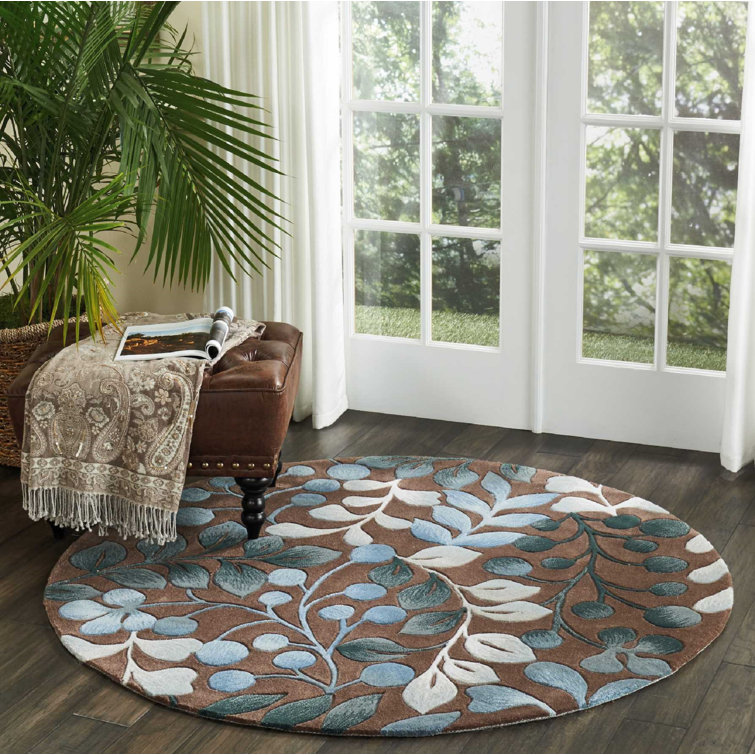 Brittni Floral Indoor Rug