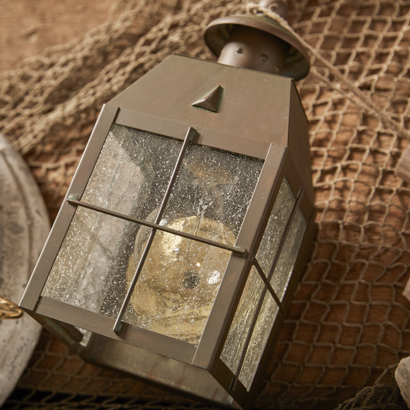 Nantucket Outdoor Wall Lantern