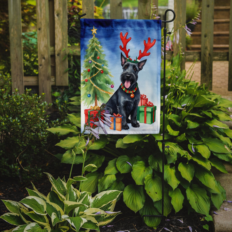 Drapeau de Noël renne de jardin, Terrier écossais noir