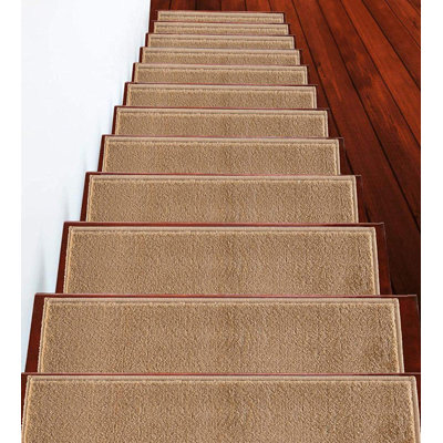 Tapis d'escalier intérieur antidérapant 9 po x 28 po Alijiah