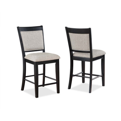 Chaise de style campagnard à hauteur de comptoir avec assise et dossier rembourrés, repose-pieds et pieds fuselés pour un repas moderne