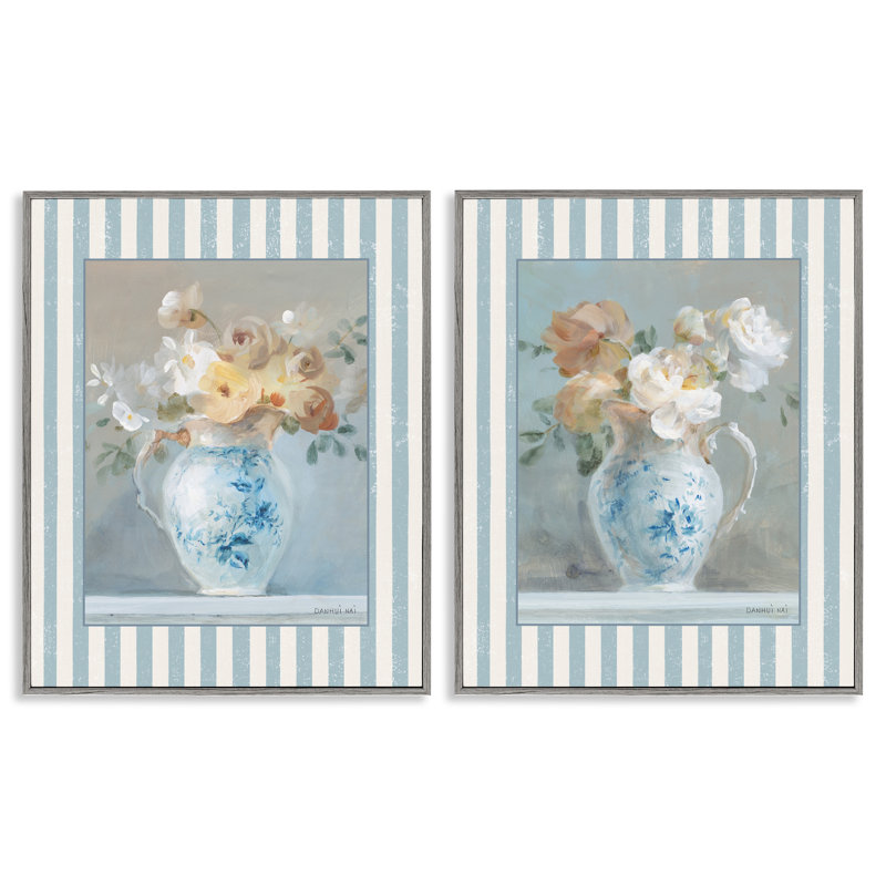 Ensemble de 2 giclées encadrées "Heirloom Bouquet on Stripes", design par Danhui Nai, H 14 po x l 22 po