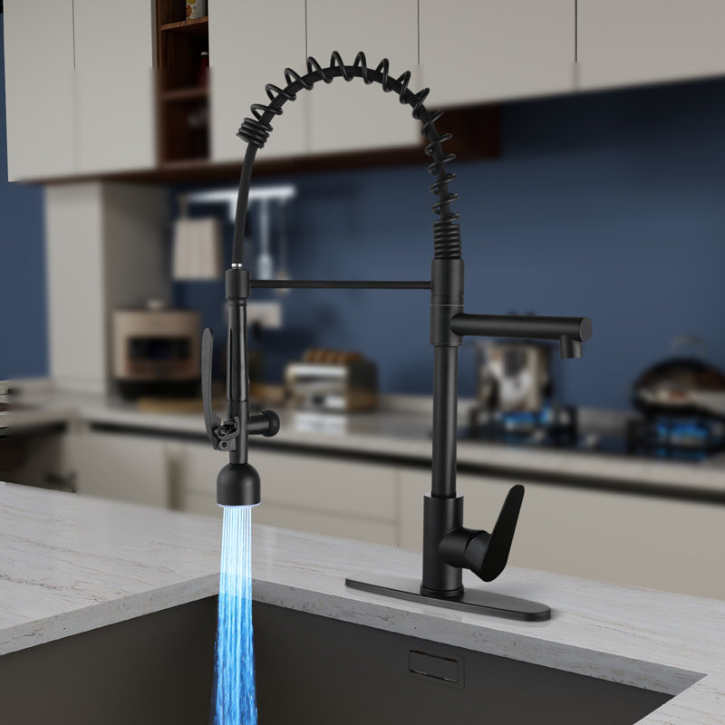 Robinet de cuisine rétractable à poignée simple avec DEL et plaque de pont Topcraft