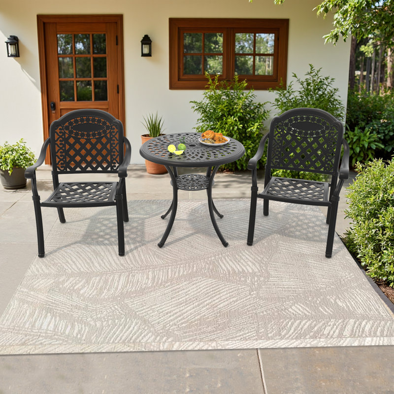 Ensemble de salle à manger d'extérieur rond de 78 cm (30,71 po) avec trou pour parasol, 2 chaises empilables, coussins rouges, ensemble 3 pièces