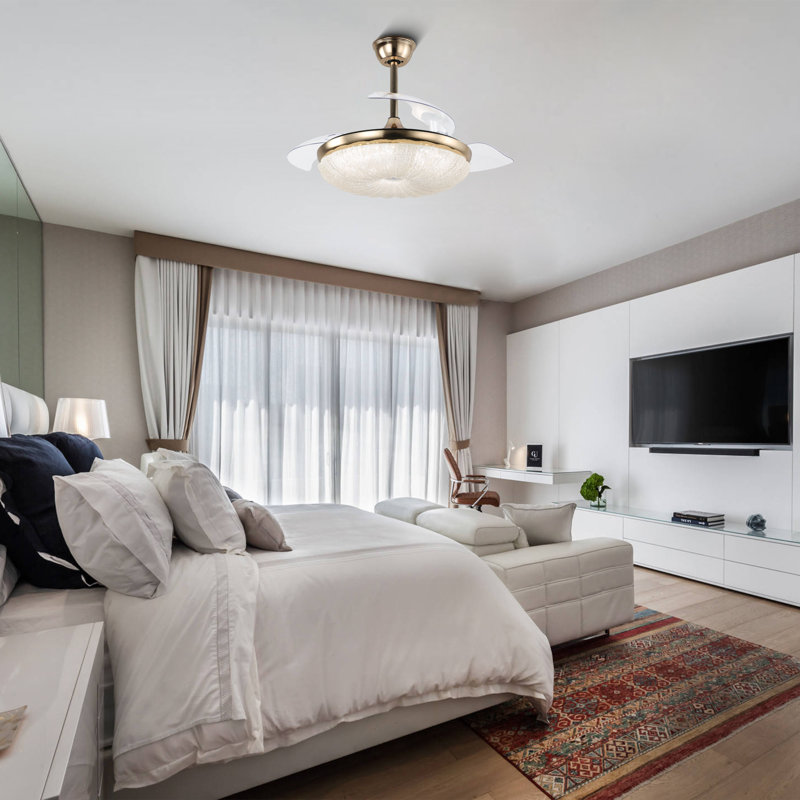Ventilateur de plafond 42 po doré mat avec pales rétractables et lumières DEL