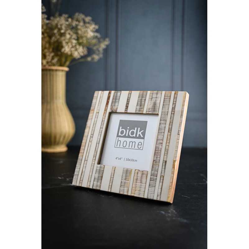 White & Light Gray Resin Picture Frame