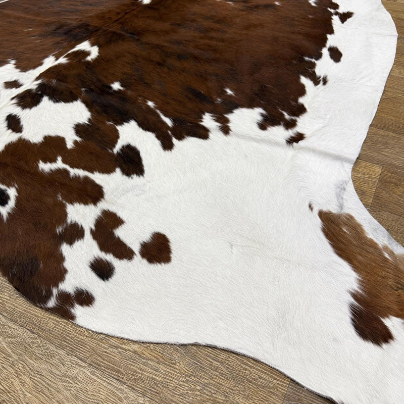 Tapis en cuir de vache véritable brun et blanc 6 x 7 - tapis en peau de vache véritable