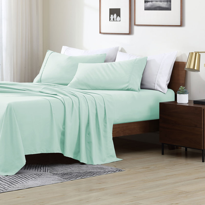 Swift Home Ultra-Soft 4-Piece Sheet Set - Essential 1800 Series Microfiber - Fits Mattress up to 14" Thick - Peach Fuzz, Durable, Easy Care