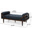 Chaise longue confortable en tissu bleu marine avec une base lisse au look contemporain et piqué gaufré