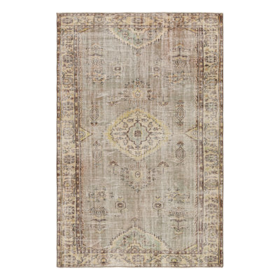 One-of-a-Kind 5'10"X9'1" Hand Knotted Area Rug