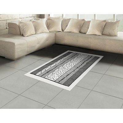 Sandra Area Rug