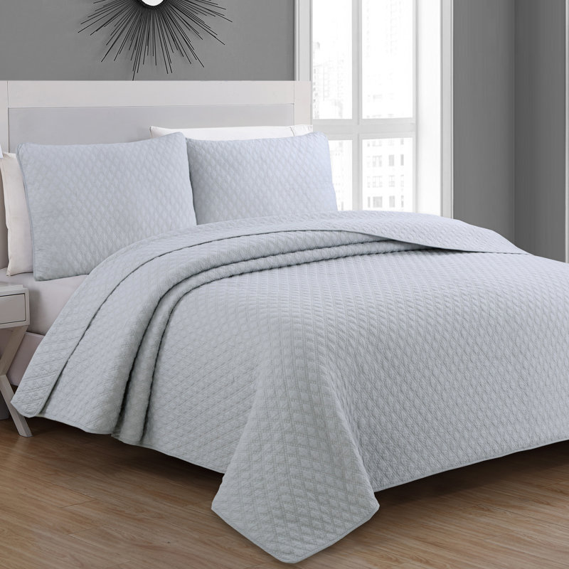 Estate Fenwick Cotton Quilt, King Quilt + 2 King Shams, Silver