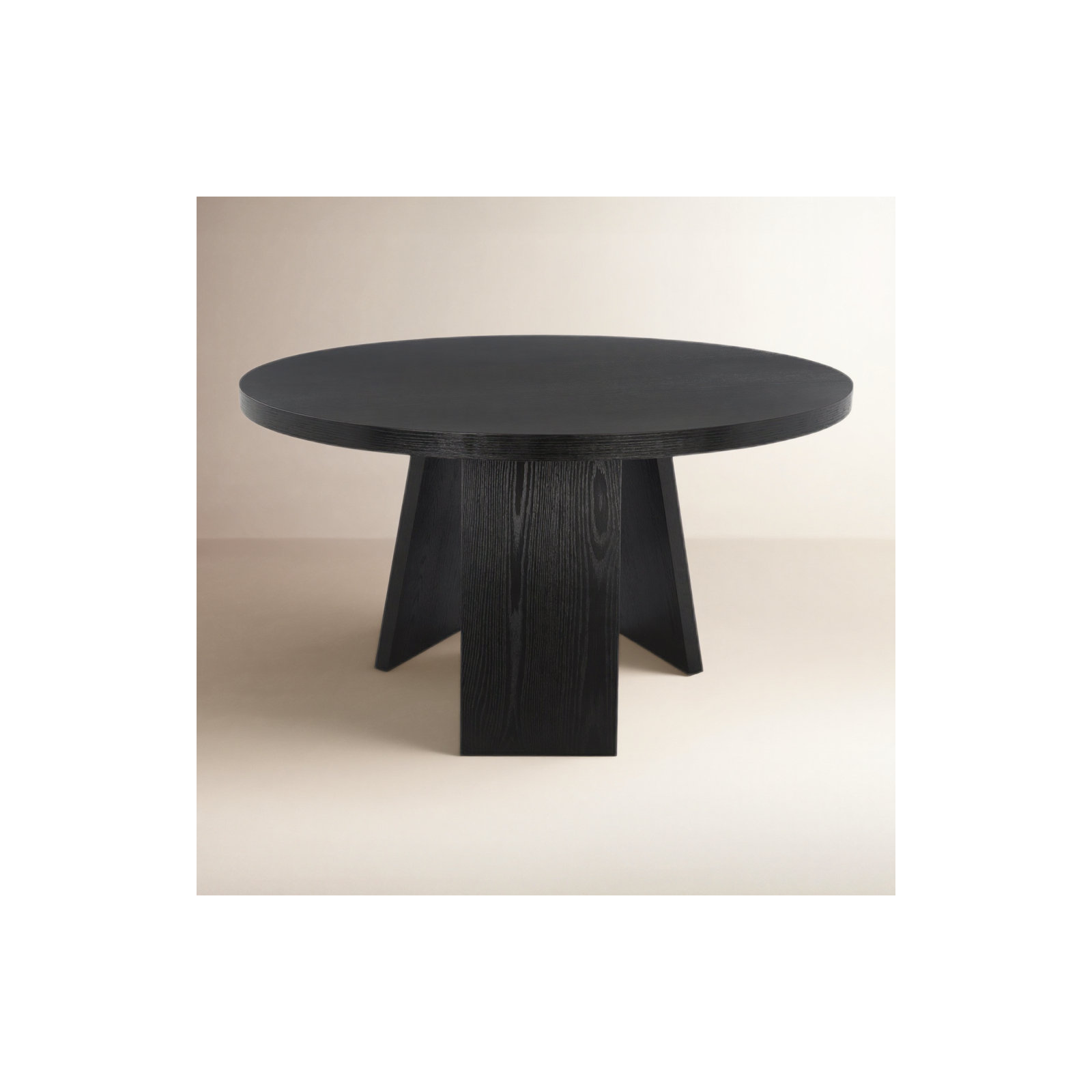 Mattelynn 54'' Round Dining Table, Black