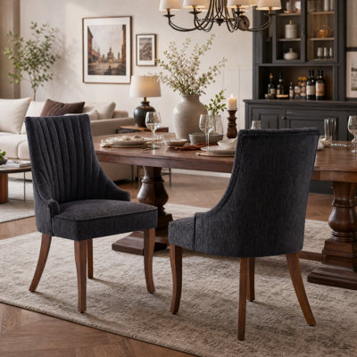 2-piece set of solid wood dining chairs, rustic-style dining chairs with solid wood legs, mid-century style upholstered kitchen chairs, and padded chairs suitable for restaurants and cafes