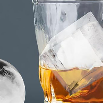 4-Pack Ice Cube Trays Set – Includes Sphere Ice Ball Maker With Lid & Large Square Ice Mould For Whiskey, Cocktails, Homemade Drinks – Keeps Beverages Perfectly Chilled,Black