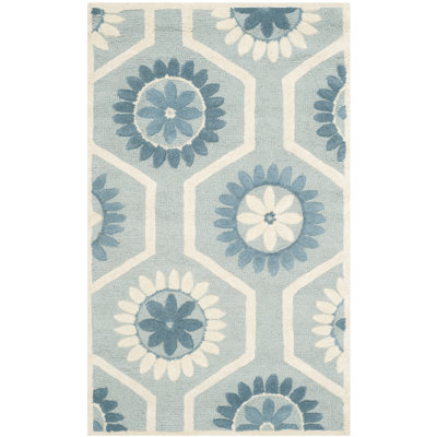 Cannen Hand Tufted Wool Floral Rug