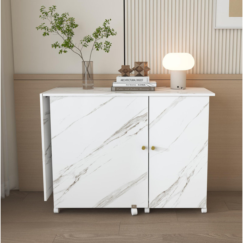 Table de machine à coudre pliable de 57,5 po avec roulettes verrouillables, station de bricolage avec tablettes, bacs et armoire, armoire de couture réglable pour la maison, la chambre à coucher et la salle de bricolage (blanc)