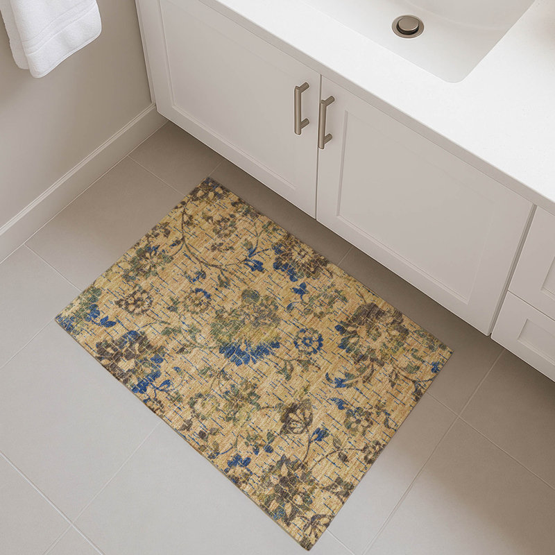 Machine Washable Indoor/Outdoor Chantille ACN2616 Floral Rug, Gold, 1'8" x 2'6"