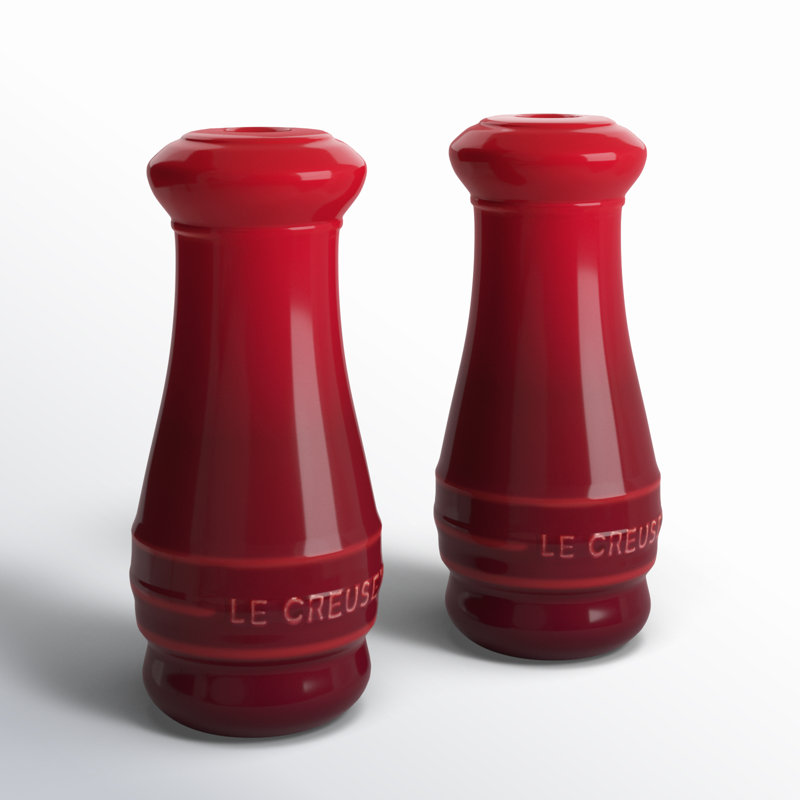 Stoneware Set of 2 Salt and Pepper Shakers, Cerise